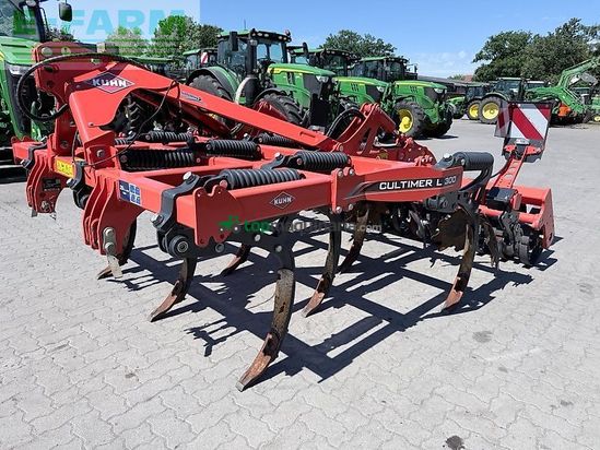 Cultivador - Kuhn - cultimer 300 ns