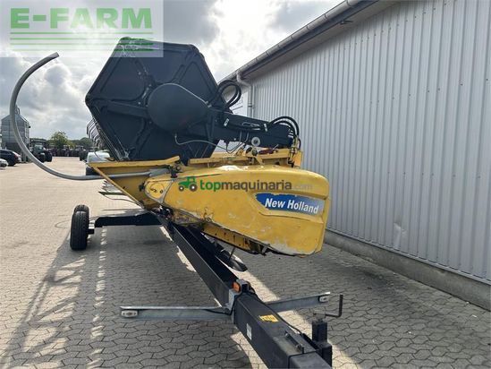 Cosechadora de Cereal - New Holland - cr 980