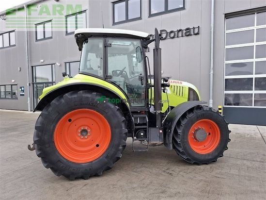 Tractor agrícola - Claas - arion 520 cis