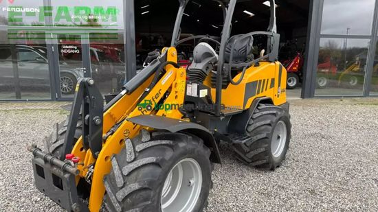 Minicargadora - Schaffer - 2445s leasing kr 3.057,-