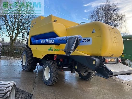 Cosechadora de Cereal - New Holland - csx 7060