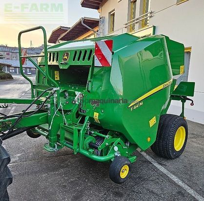 Empacadora gigant - John Deere - f441 m