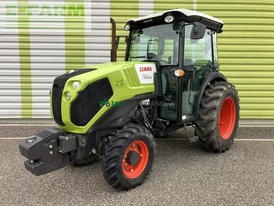 Tractor agrícola - Claas - nexos 220 vl cabine