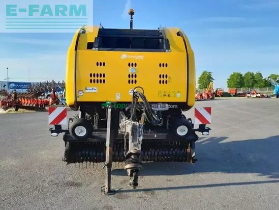 Empacadora gigant - New Holland - roll-belt180