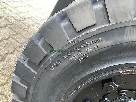 Elevadora - Toyota - 02-8fgjf35