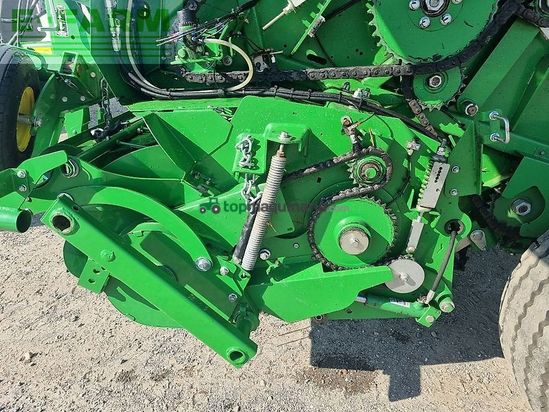 Empacadora gigant - John Deere - f441m
