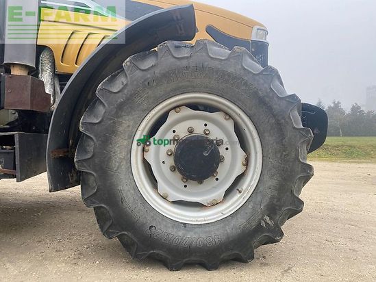 Tractor agrícola - Challenger - mt 575b