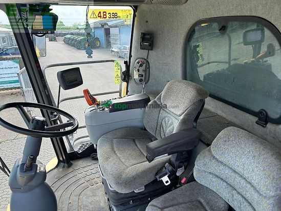 Cosechadora de Cereal - New Holland - cr 980