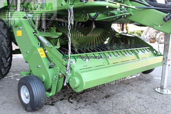 Empacadora gigant - Krone - comprima v 150 xc