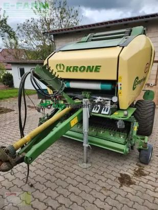 Empacadora gigant - Krone - comprima v 150 xc xtreme