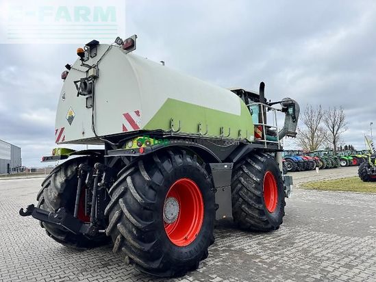 Tractor agrícola - Claas - xerion 3800 saddle trac + sgt aufbau