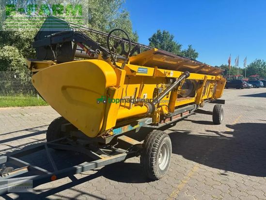 Cosechadora de Cereal - New Holland - cr 8080