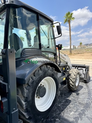 Retro Mixta Terex  820