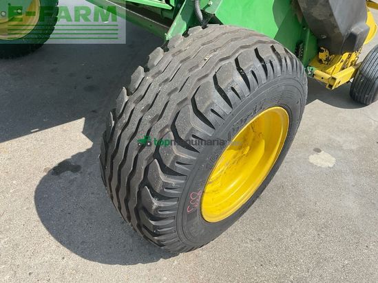 Empacadora gigant - John Deere - 592c