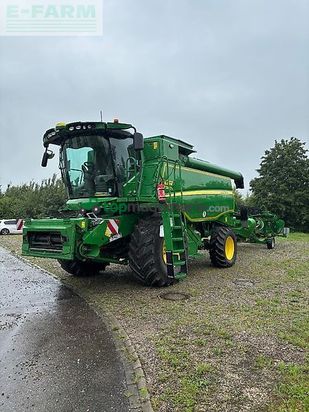 Cosechadora de Cereal - John Deere - t560