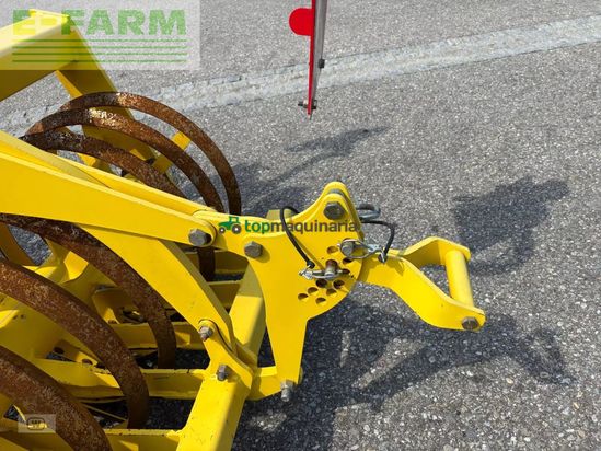 Cultivador - Pöttinger - synkro 3030