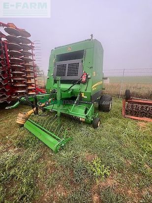 Empacadora gigant - John Deere - 582