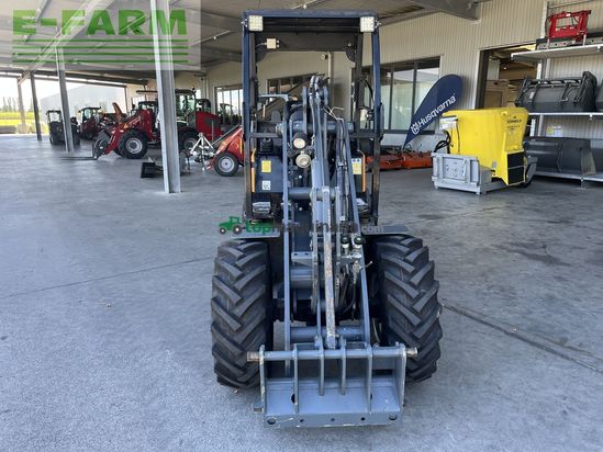 Minicargadora - Giant - v452t mit weidemann hv