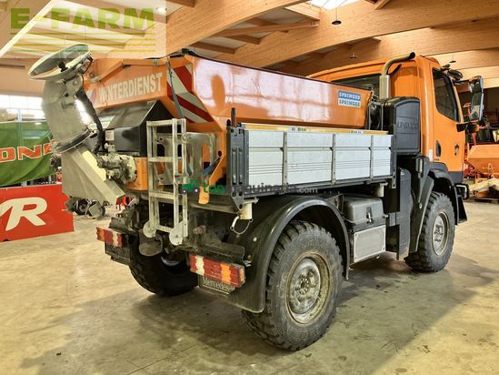 Tractor agrícola - Mercedes-benz - unimog u20