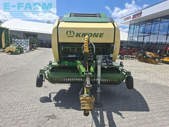 Empacadora gigant - Krone - comprima v 150 xc x-treme