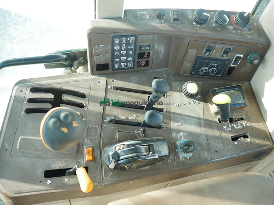 Tractor agrícola - John Deere - 6620