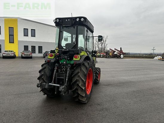 Tractor agrícola - Claas - nexos 220 s comfort