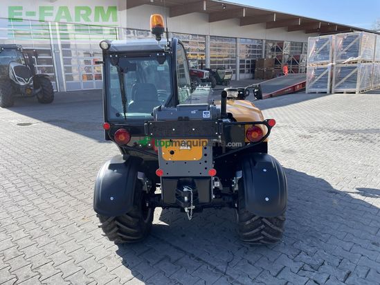 Minicargadora - Giant - tendo 5048 mit weidemann aufnahme