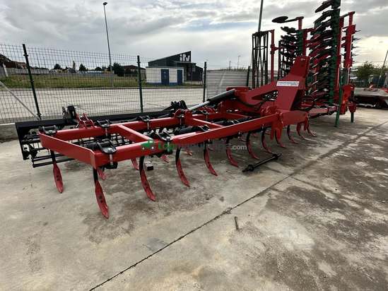 Semichissel de 23 brazos con plegado vertical, rodillo y rastra