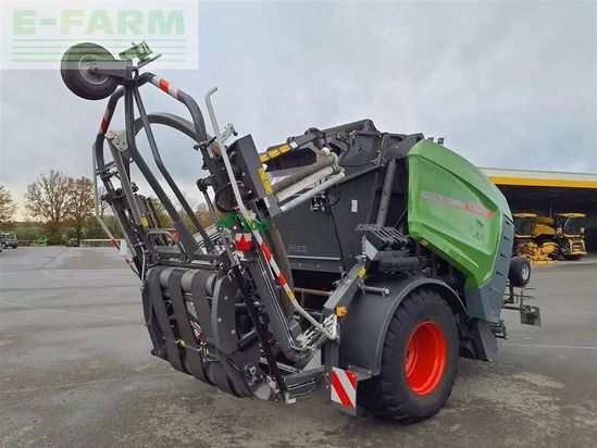Empacadora gigant - Fendt - rotana 160v