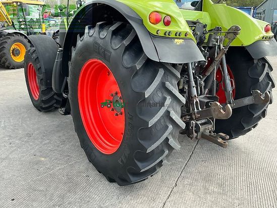 Tractor agrícola - Claas - axion 820 tractors (st27529)