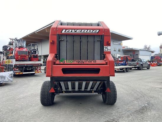 Empacadora gigant - Laverda - vb12.18