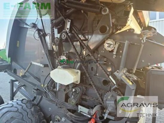 Empacadora gigant - Claas - variant 380 rc