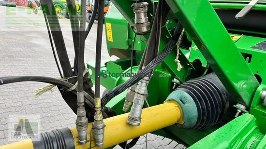 Empacadora gigant - John Deere - c451r