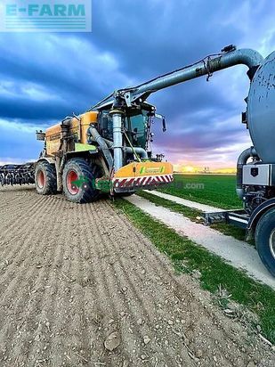 Esparcidor - Claas - xerion 4000 saddle trac SADDLE TRAC