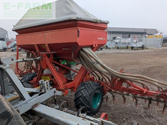 Sembradora - Kverneland - dl 4m schleppschare