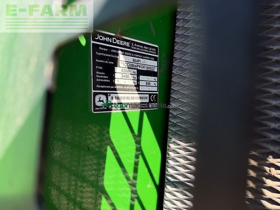 Empacadora gigant - John Deere - 864