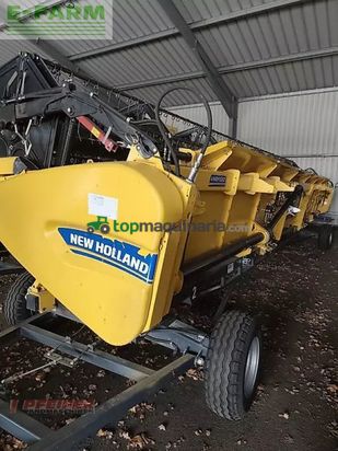 Cosechadora de Cereal - New Holland - cr 9.90 ***ohne schneidwerk***