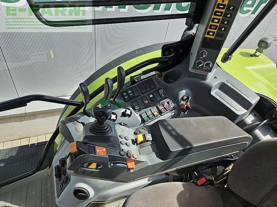 Tractor agrícola - Claas - arion 620