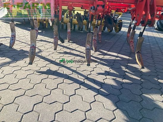 Cultivador - Pöttinger - syncro 3030