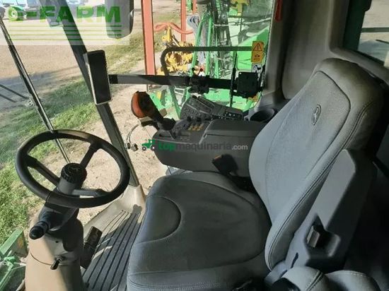 Cosechadora de Cereal - John Deere - t560