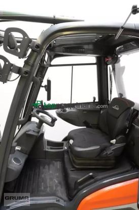 Elevadora - Linde - h 30 t 1202