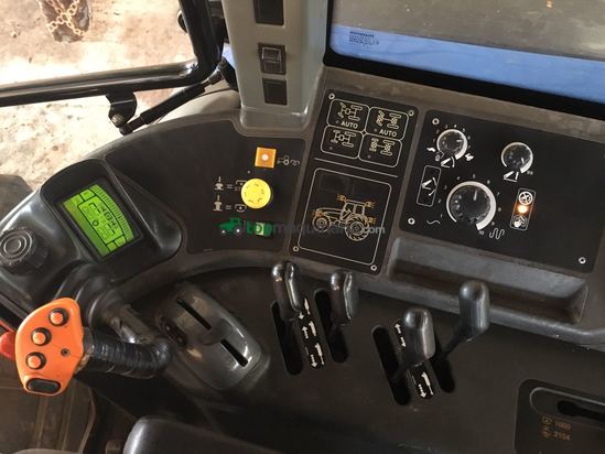 Tractor agrícola - New Holland - TM175