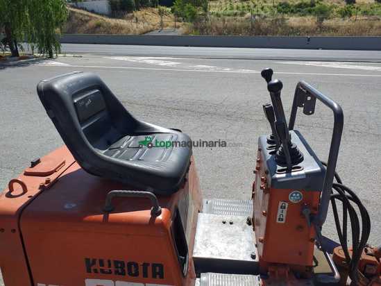 Minigiratoria KUBOTA KH 007