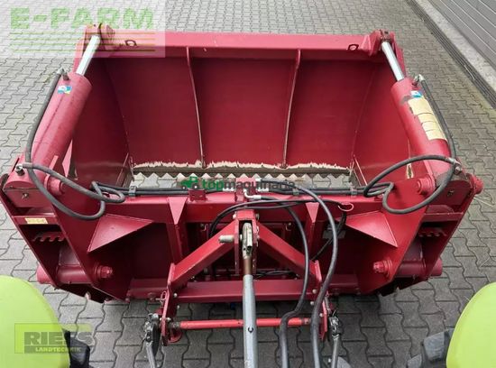 Esparcidor - Strautmann - silozange 234 heckanbau
