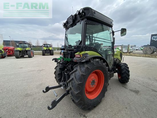 Tractor agrícola - Claas - nexos 240 l comfort