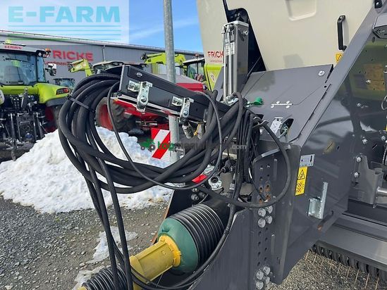 Empacadora gigant - Claas - quadrant 5200 evolution fc tandem