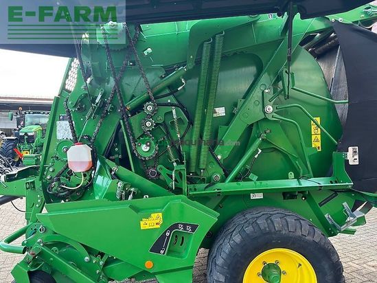 Empacadora gigant - John Deere - 990