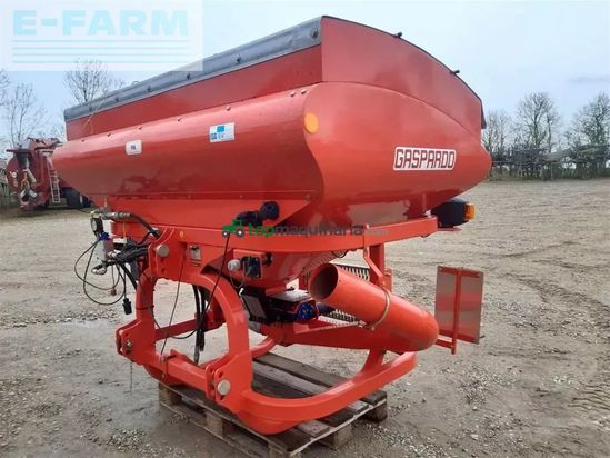 Sembradora monograno mecanica - Gaspardo - fronttank pa1