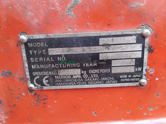 Miniexcavadora TAKEUCHI TB290