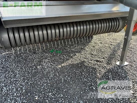 Empacadora gigant - Claas - variant 385 rc pro